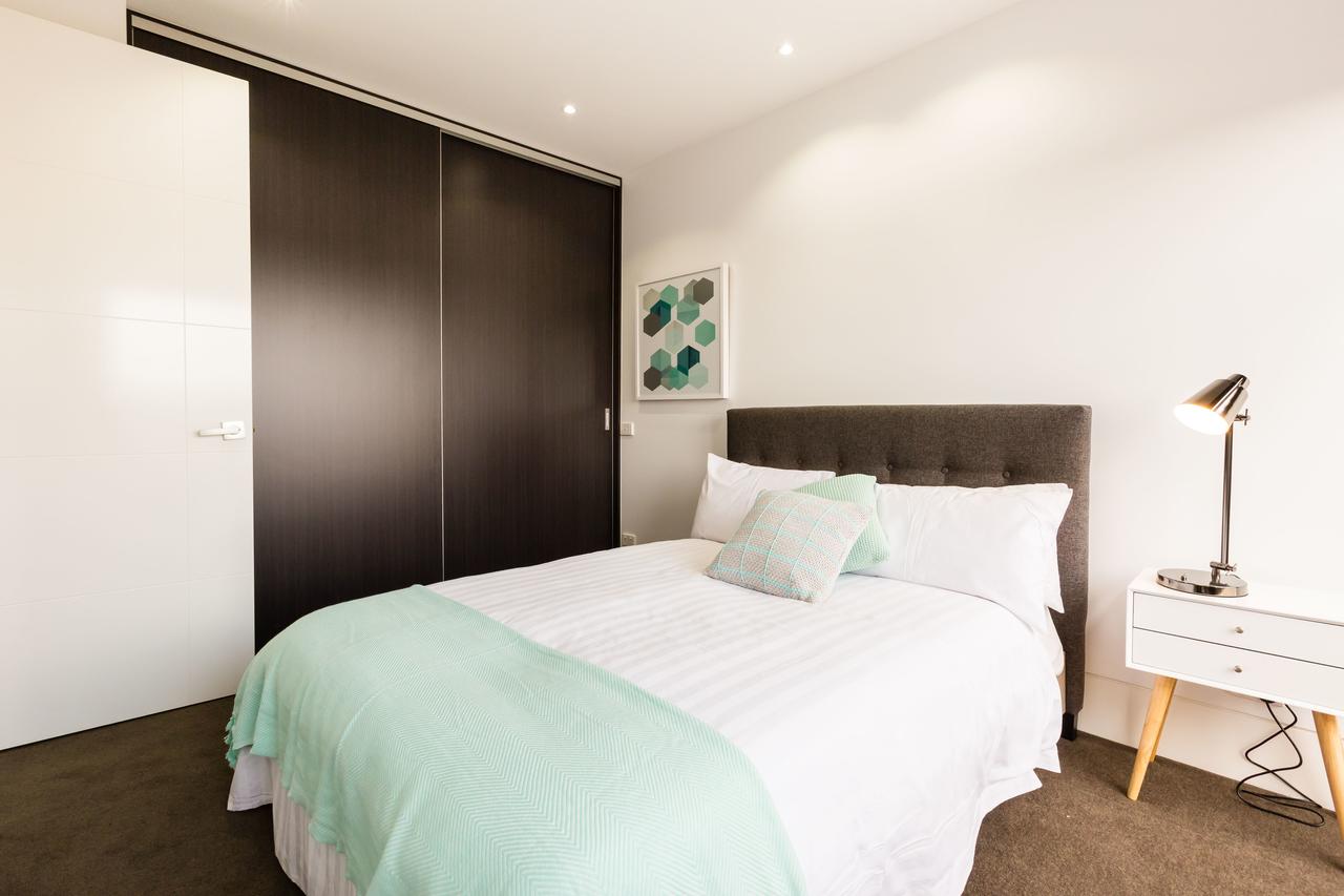 Renée - Beyond A Room Private Apartments - Redcliffe Tourism 6