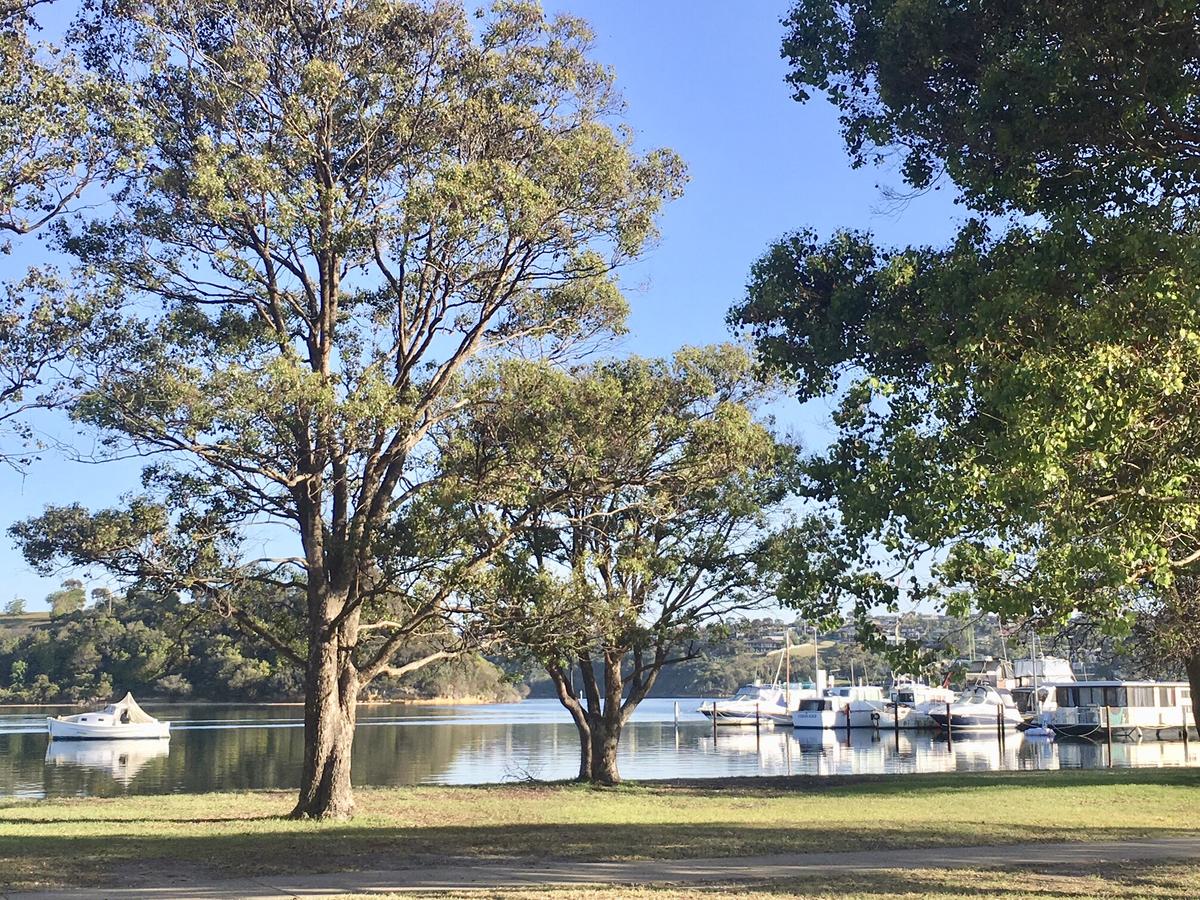 The Wheelhouse - 2BR Waterfront Apt In Town - Redcliffe Tourism 6