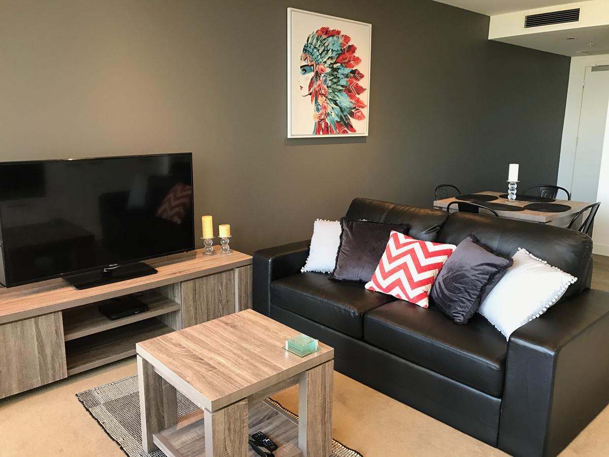 2 Bedroom Luxury At Southbank - Redcliffe Tourism 6