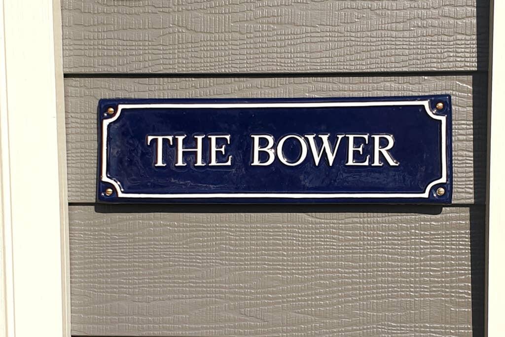 The Bower Kings Cottage - Accommodation Guide