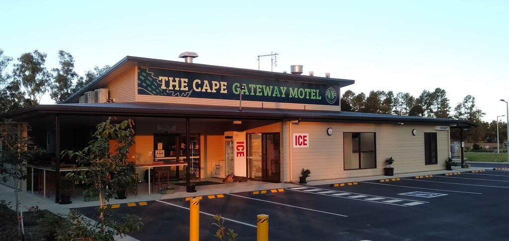 The Cape Gateway Motel - Accommodation Airlie Beach