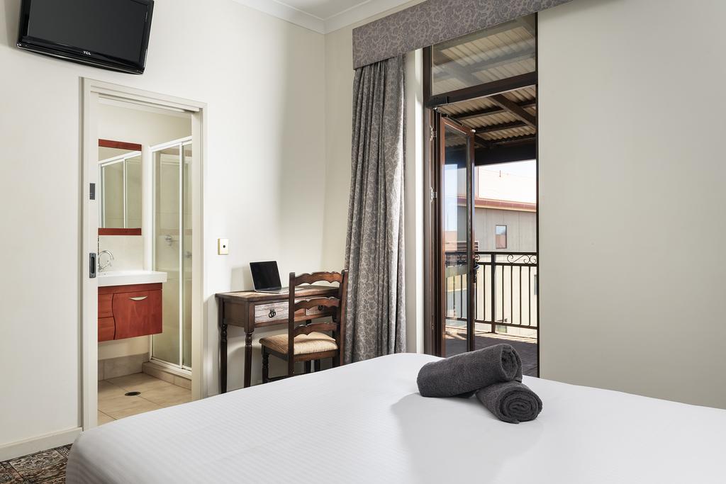The Esplanade Hotel Port Hedland - Accommodation Fremantle 3