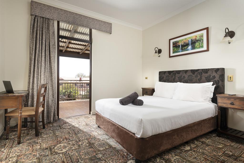 The Esplanade Hotel Port Hedland - Accommodation Port Hedland 2