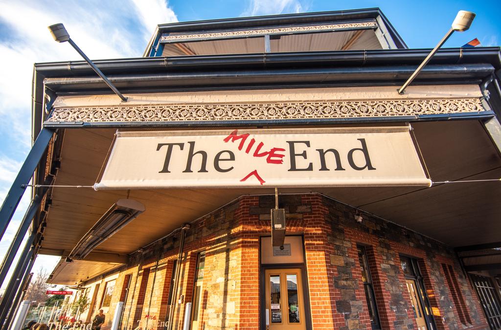 The Mile End Hotel - Accommodation BNB