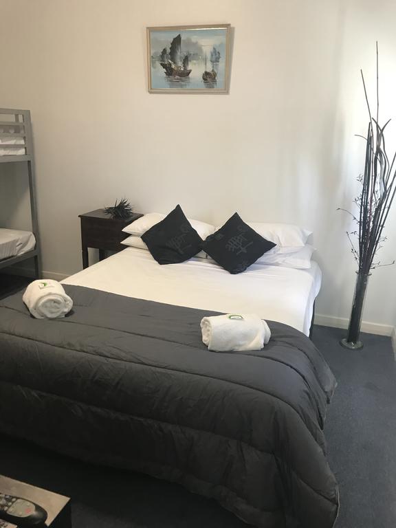 Tin Can Bay Budget Accommodation - Accommodation Adelaide
