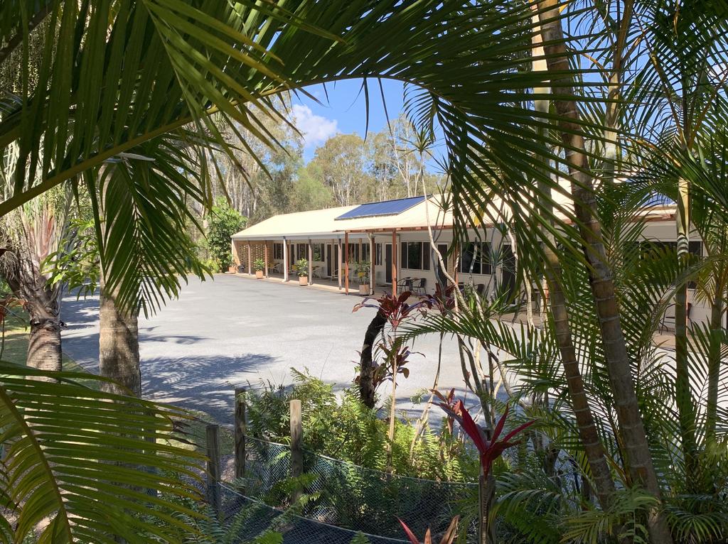 Tin Can Bay Motel - New South Wales Tourism 