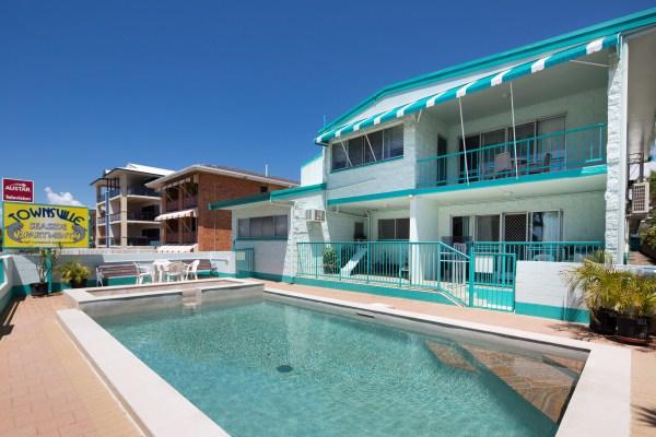 Townsville Seaside Apartments - thumb 2