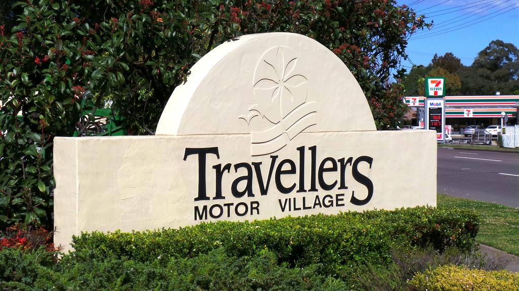 Travellers Motor Village - thumb 2