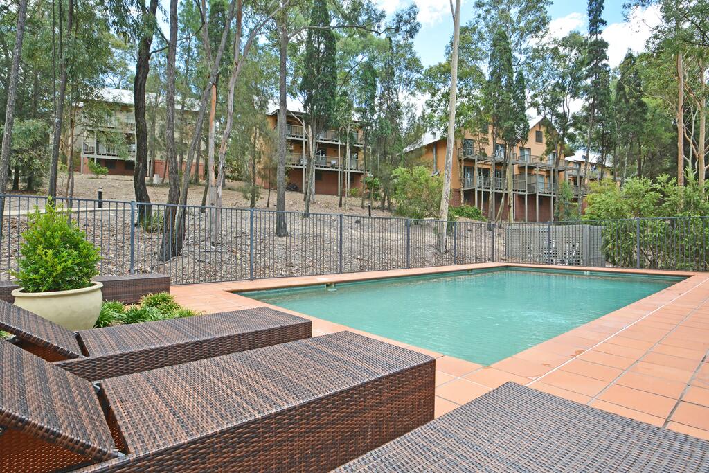 Villa 4br Vignerons Lodge Resort Condo Located Within Cypress Lakes Resort Nothing Is More Central - Darwin Tourism 2