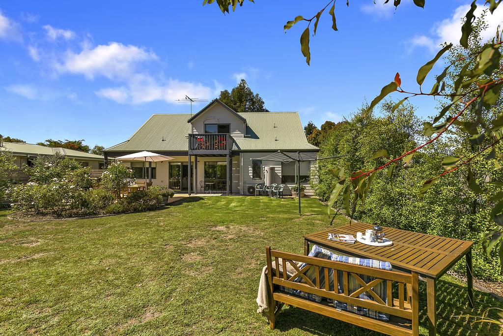 Villa De Mer At Phillip Island - thumb 2