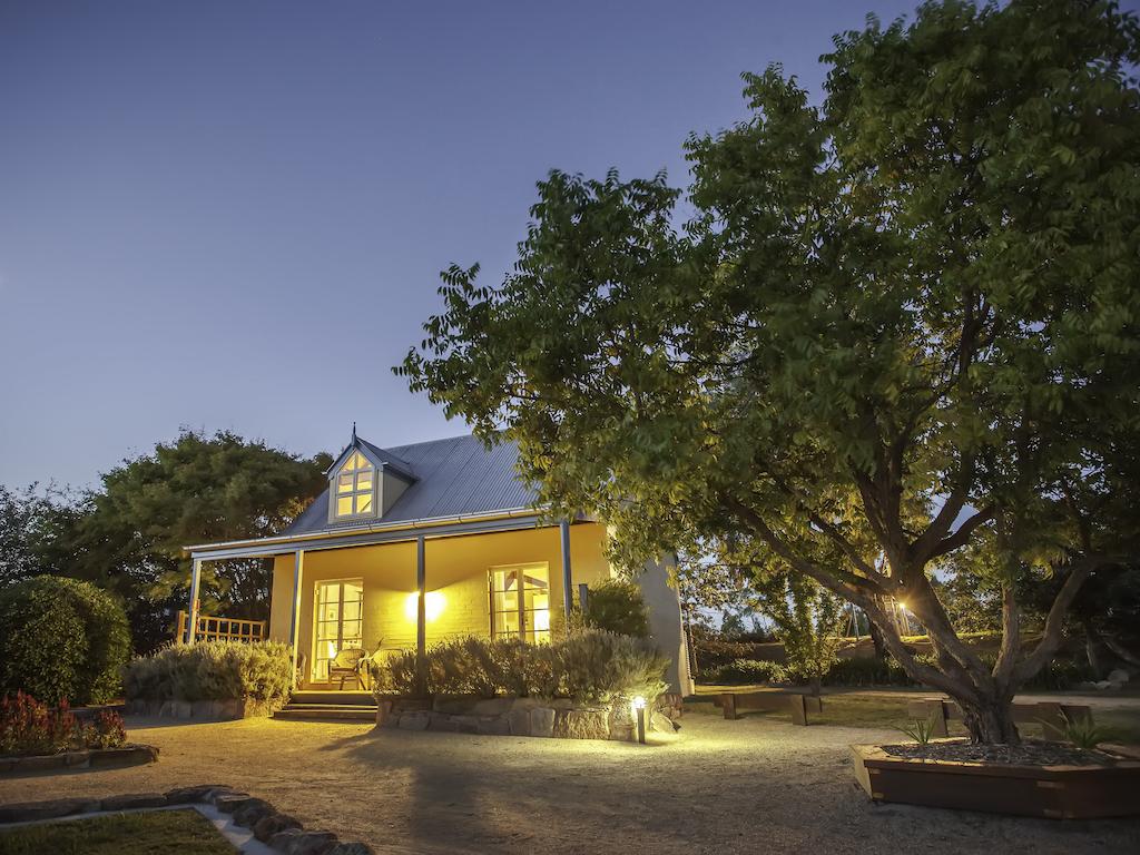 Vineyard Cottages - New South Wales Tourism 