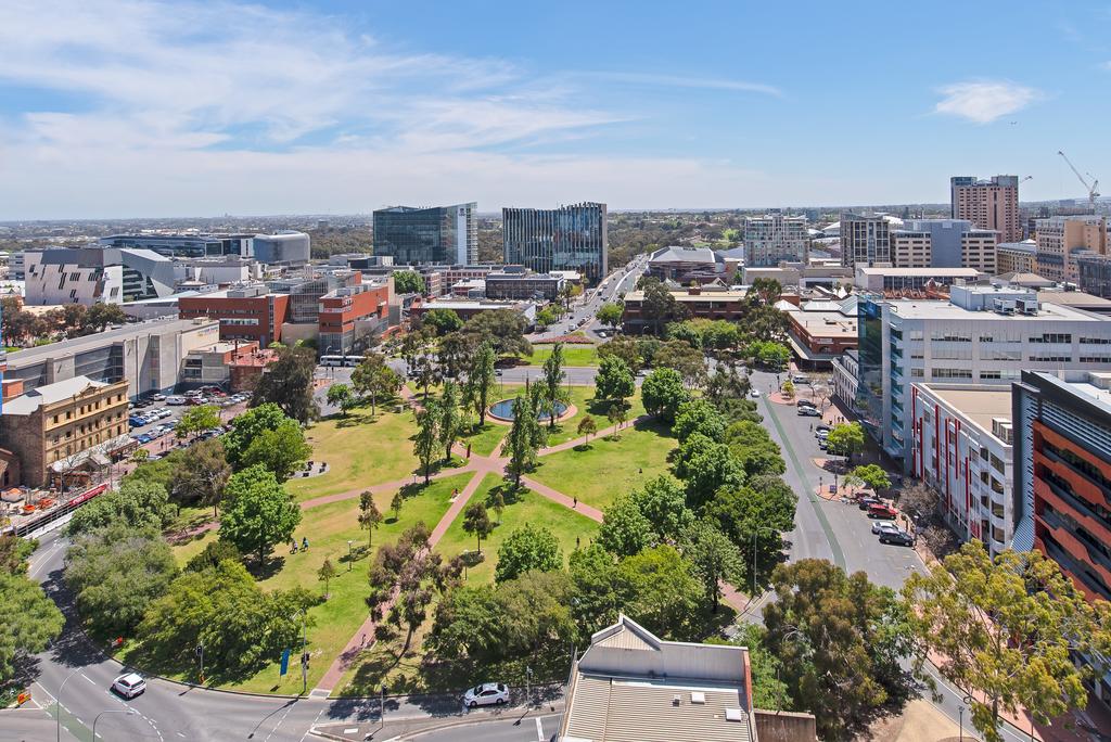 Vision On Morphett Adelaide Central - thumb 3