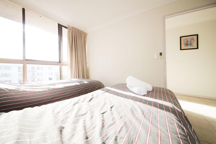 Warringa Surf Holiday Apartments - Accommodation QLD 2