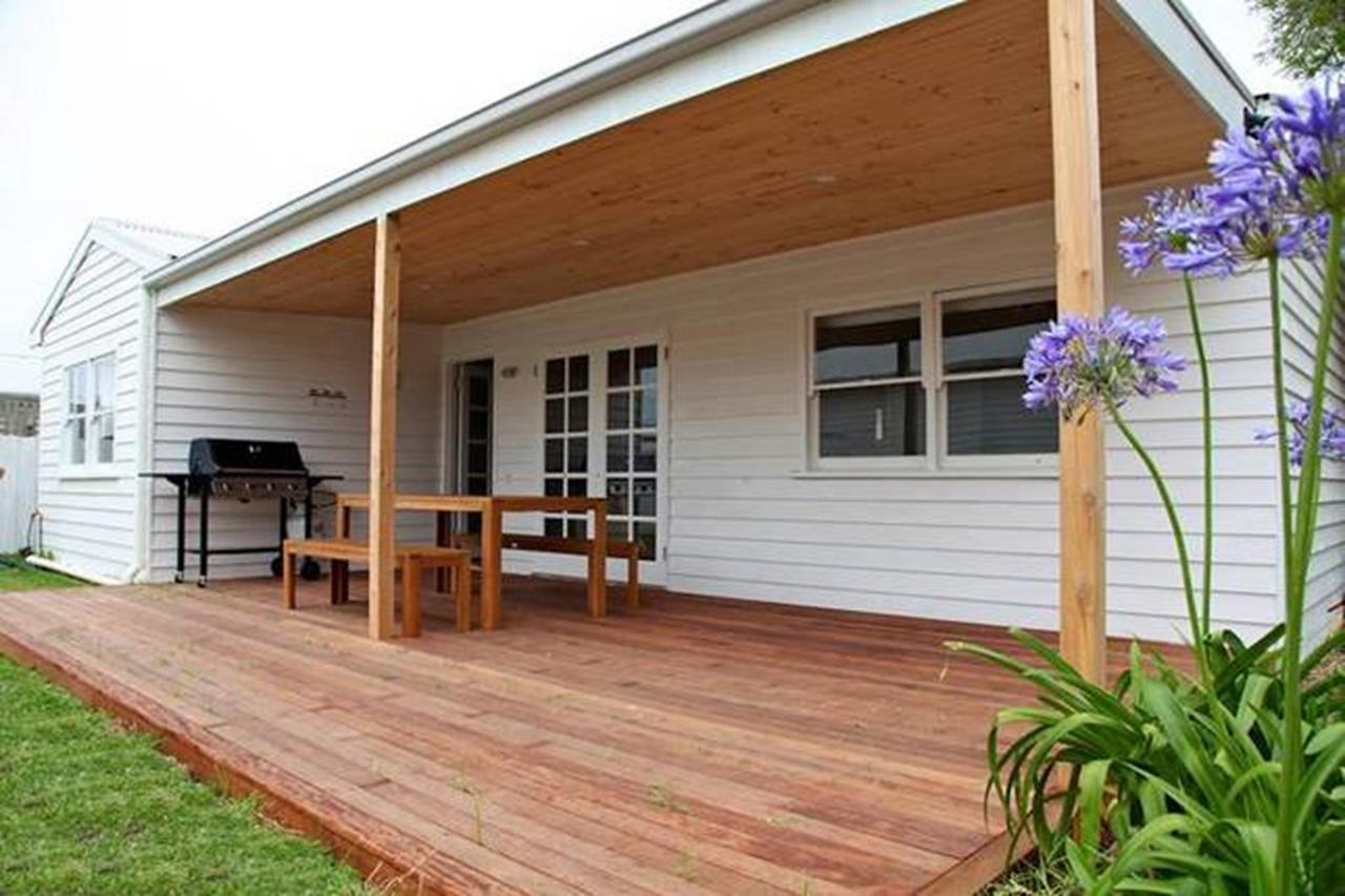 Sorrento Beach Cottages No. 2 - in the heart of Sorrento - New South Wales Tourism 