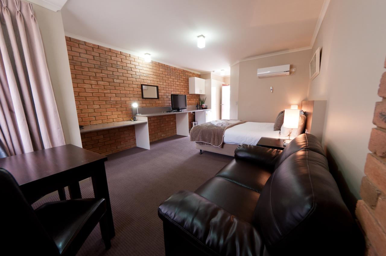 National Hotel Complex Bendigo - New South Wales Tourism 