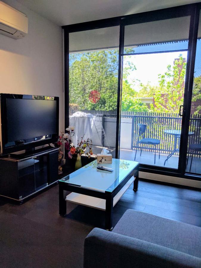 Camberwell Burke Road Apartment - Redcliffe Tourism 6