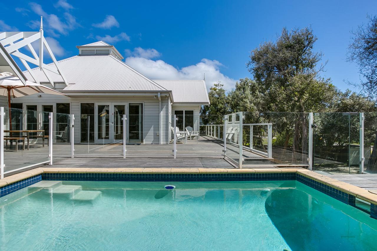 Perfect Blairgowrie Beach House - New South Wales Tourism 