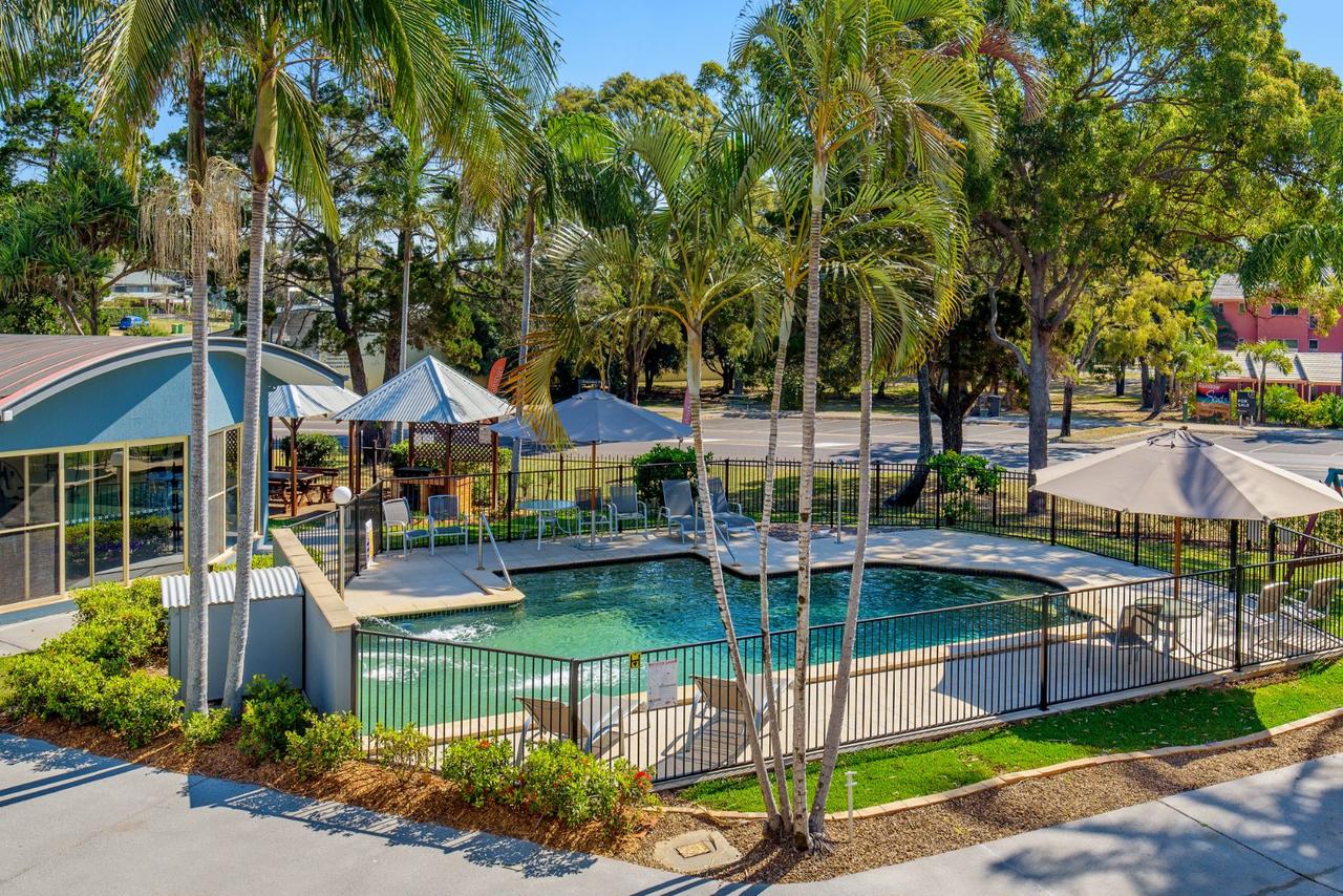 Rainbow Getaway Holiday Apartments - Townsville Tourism
