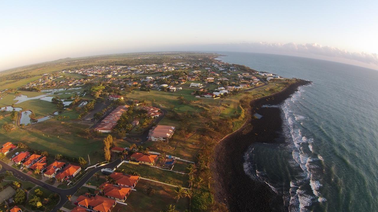 Coral Cove Resort - Accommodation Redcliffe