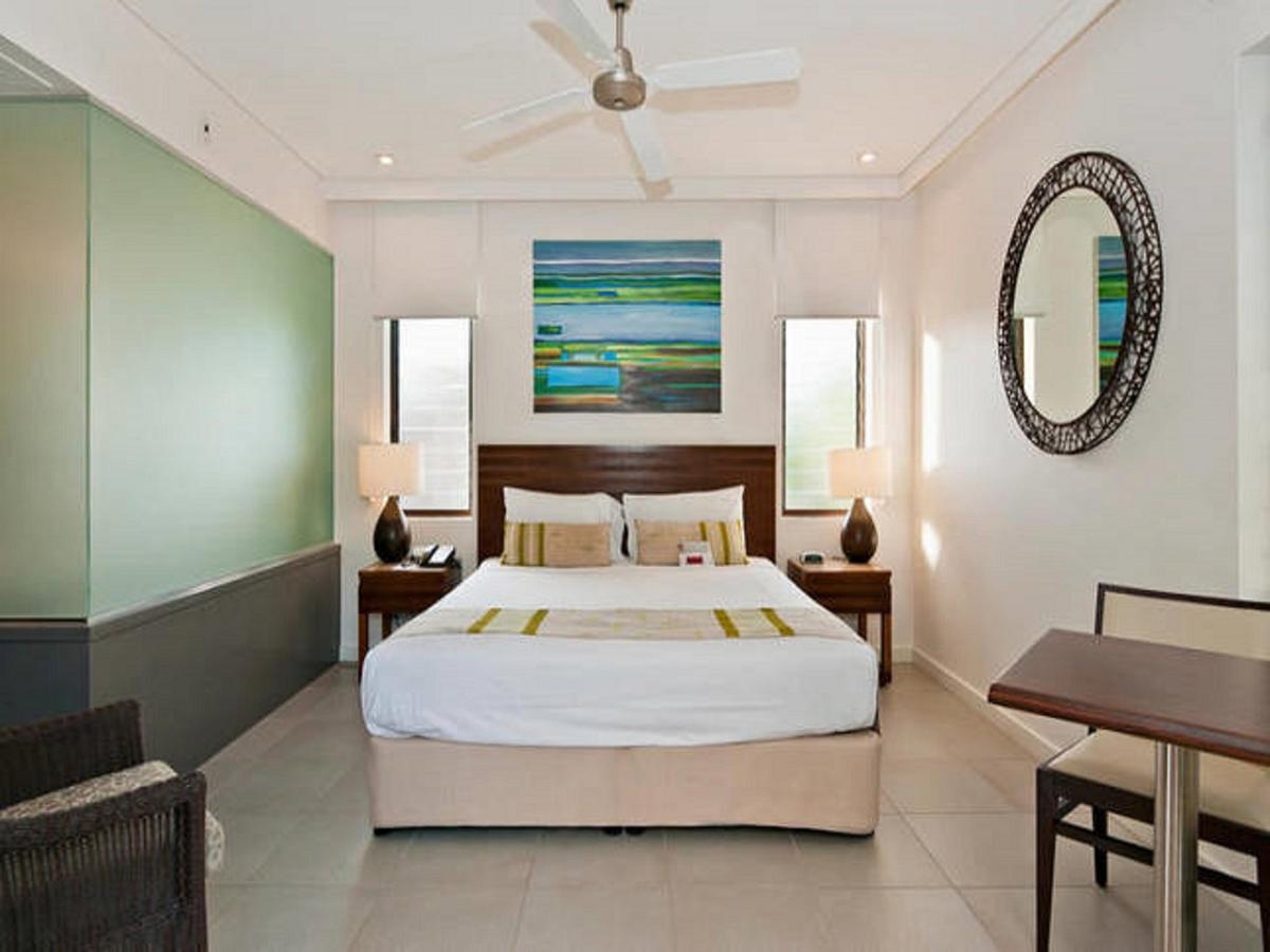 Sea Temple Port Douglas Luxury Apartments - thumb 36