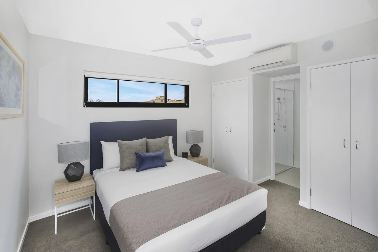 Direct Hotels - Sea Breeze Mooloolaba - QLD Tourism 12