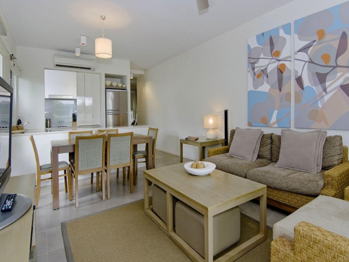 Beach Club Port Douglas 3 Bedroom Luxury Apartment - Redcliffe Tourism 2