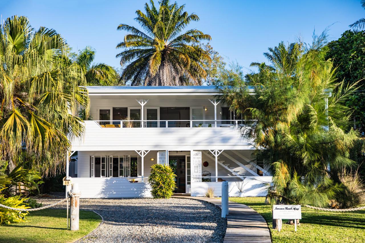 Jamaica Beach House - Accommodation Sunshine Coast