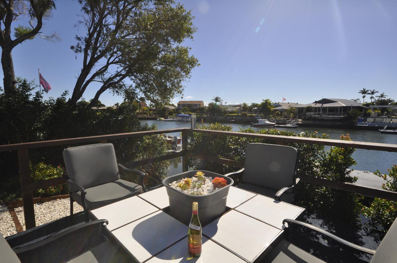 Bribie Island Canal Holiday Destination - Accommodation in Surfers Paradise
