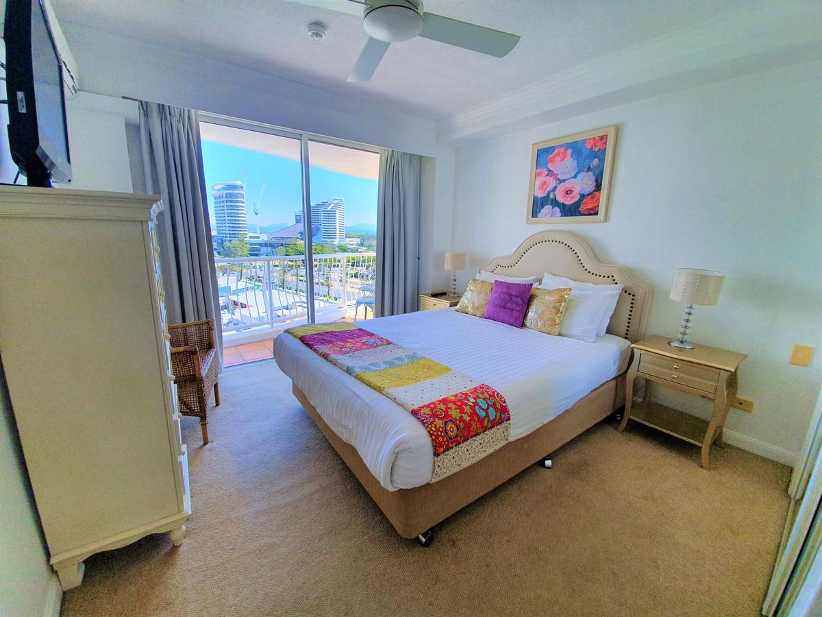 Broadbeach Holiday Apartments - thumb 20