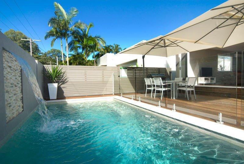 Beach House on Tradewinds Avenue - Brisbane Tourism