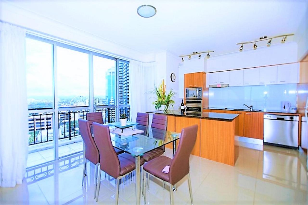 The Towers Of Chevron Renaissance - Holidays Gold Coast - Accommodation in Surfers Paradise 29