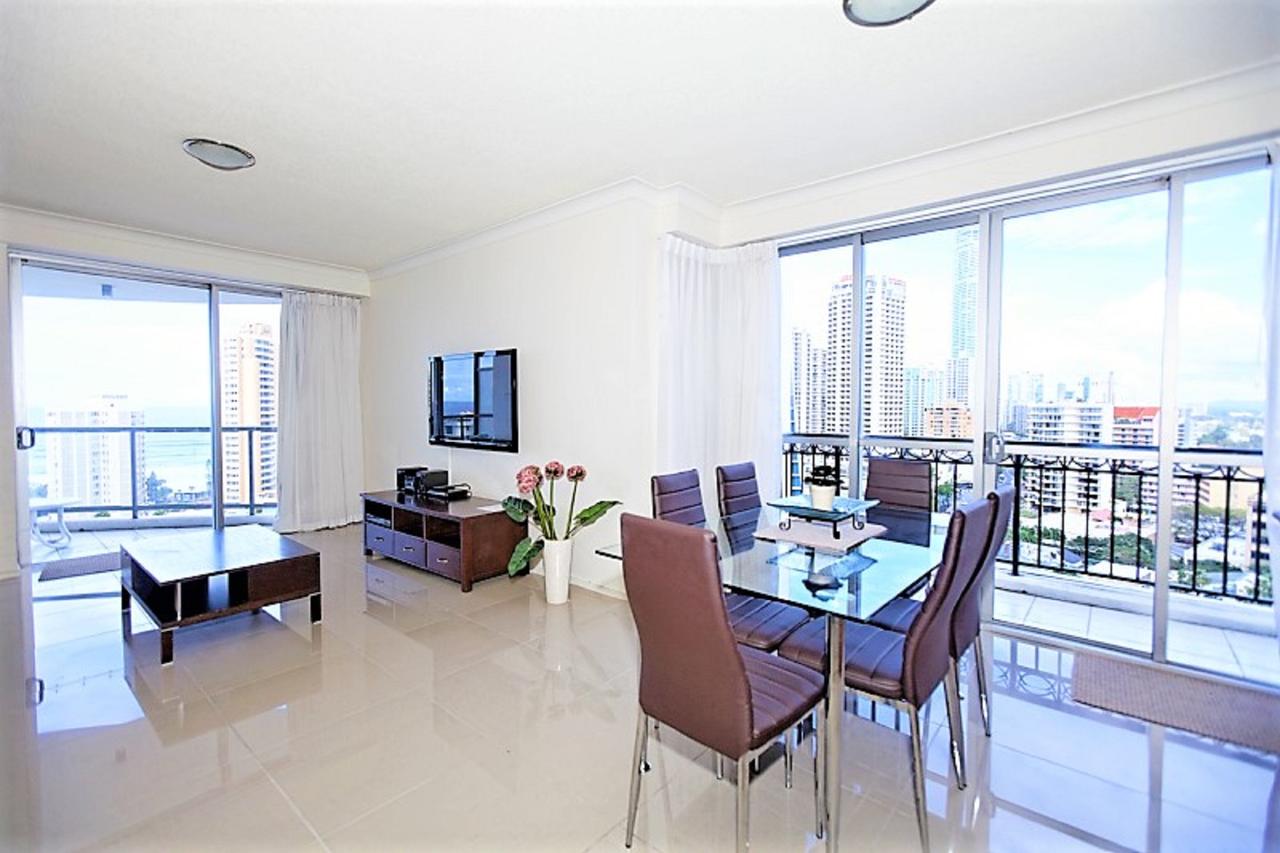 The Towers Of Chevron Renaissance - Holidays Gold Coast - Accommodation in Surfers Paradise 32