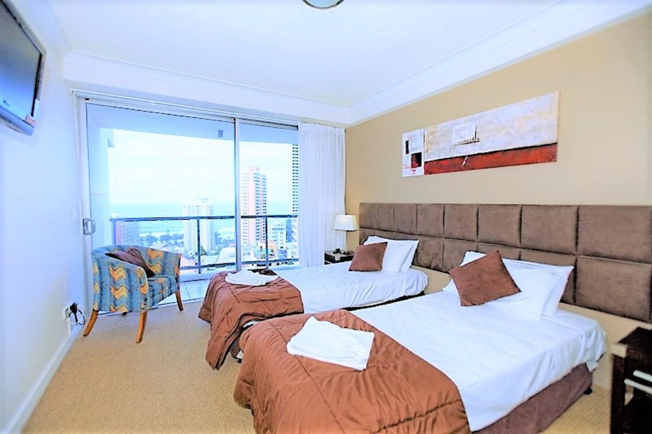 The Towers Of Chevron Renaissance - Holidays Gold Coast - Accommodation in Surfers Paradise 33
