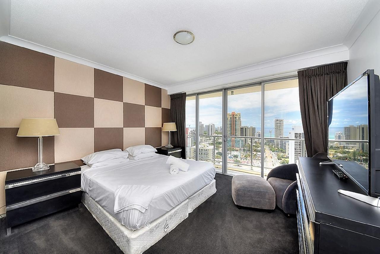The Towers Of Chevron Renaissance - Holidays Gold Coast - Accommodation in Surfers Paradise 27