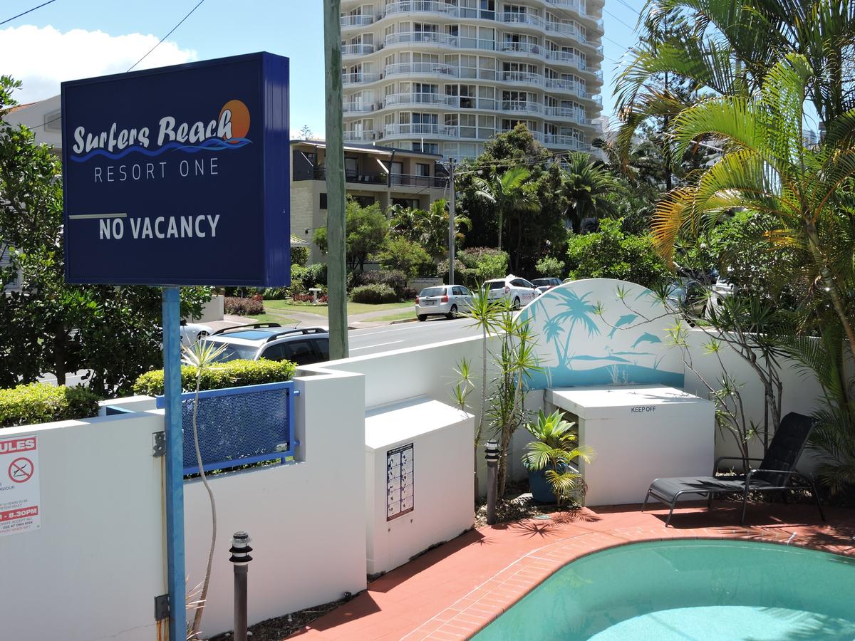 Surfers Beach Resort One - QLD Tourism 39