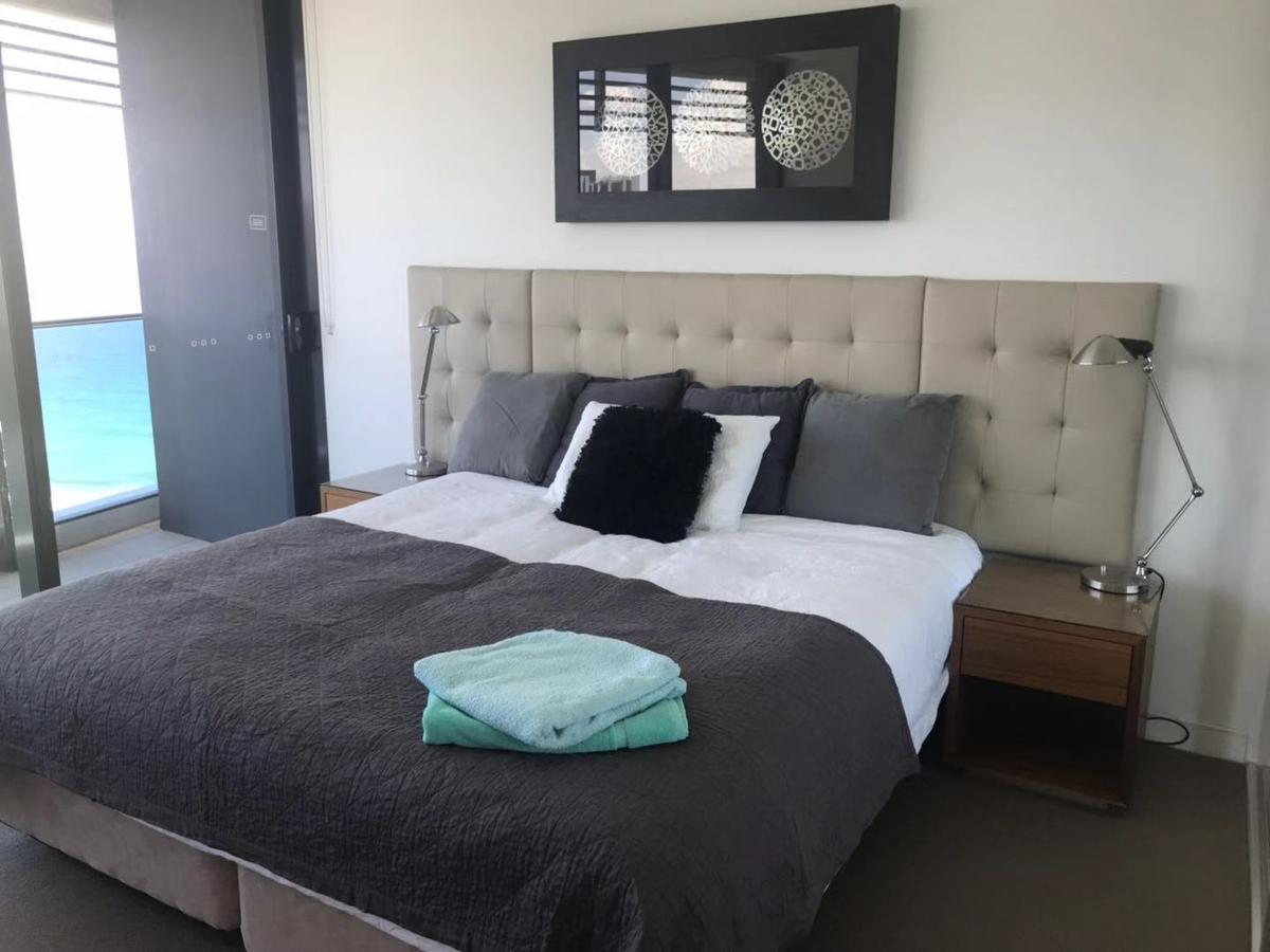 Luxury 3 Bedroom In Heart Of Broadbeach - Accommodation ACT 20