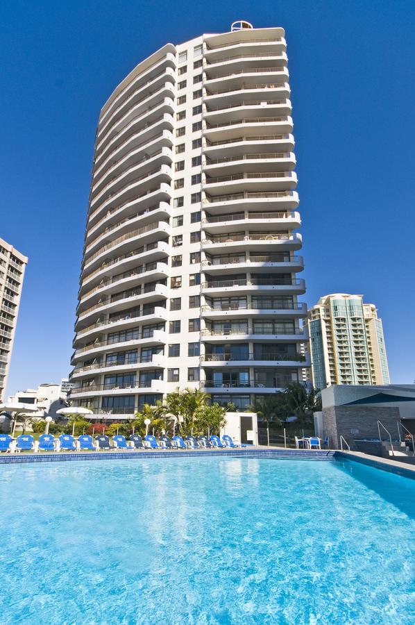 Surfers International Apartments - Accommodation BNB