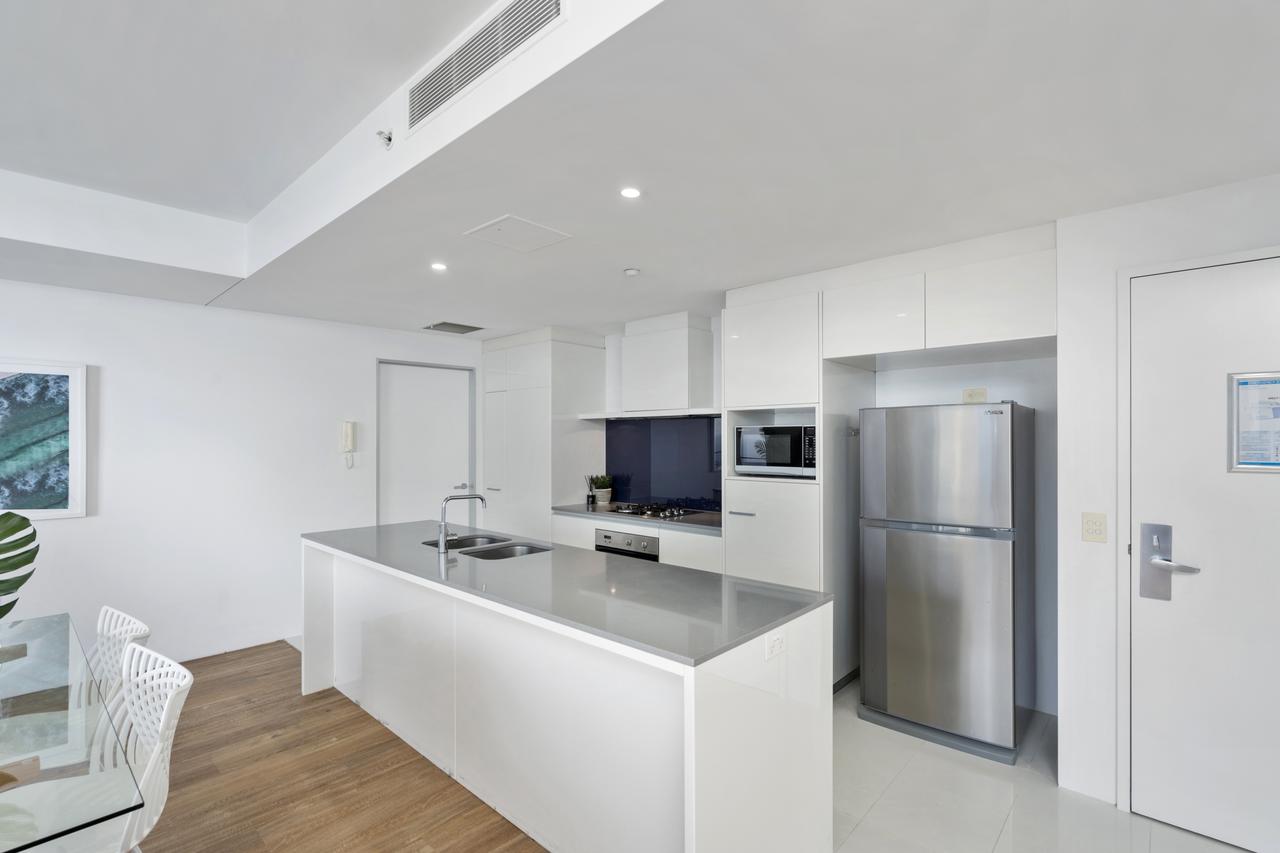 Circle On Cavill - GCLR - Accommodation in Surfers Paradise 21