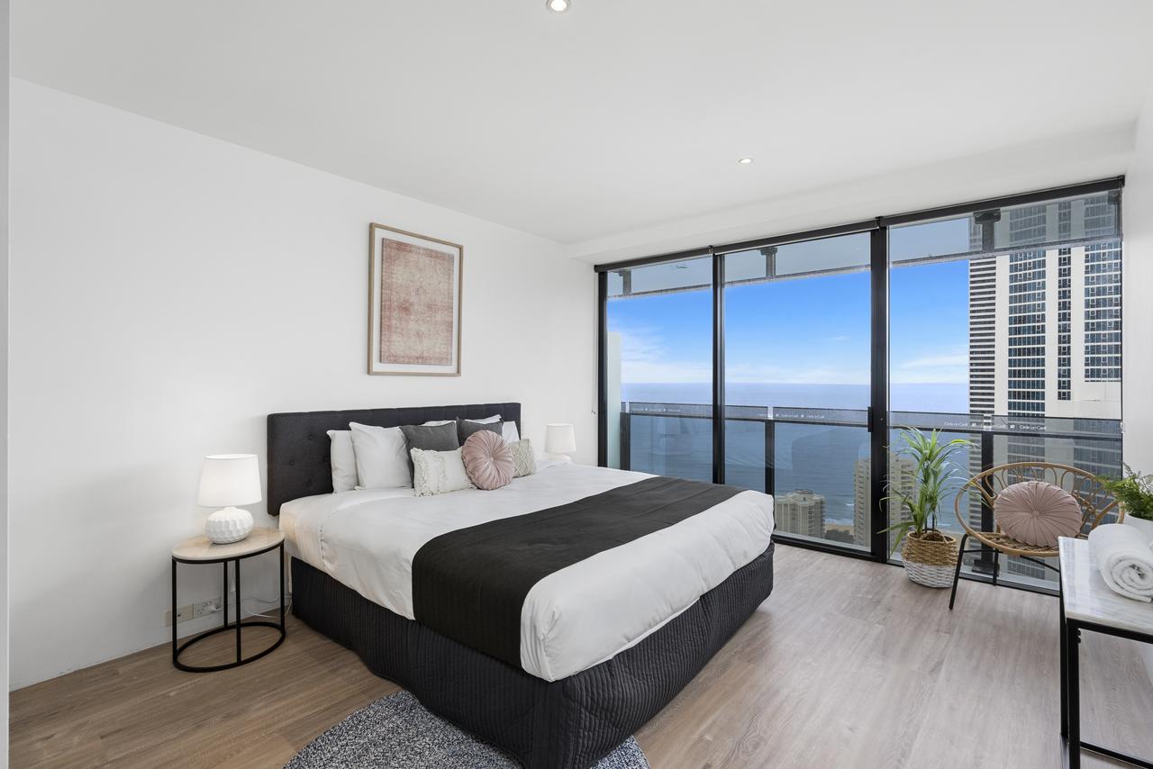 Circle On Cavill - GCLR - Accommodation in Surfers Paradise 39