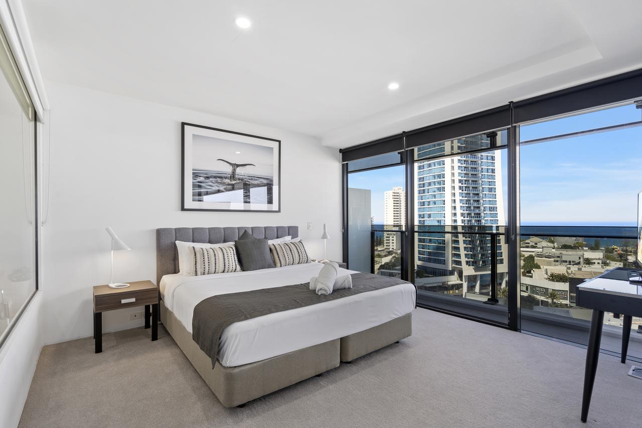 Circle On Cavill - GCLR - Accommodation in Surfers Paradise 9
