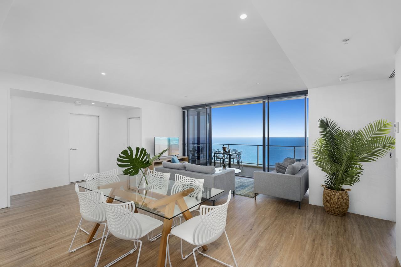 Circle On Cavill - GCLR - Accommodation in Surfers Paradise 18