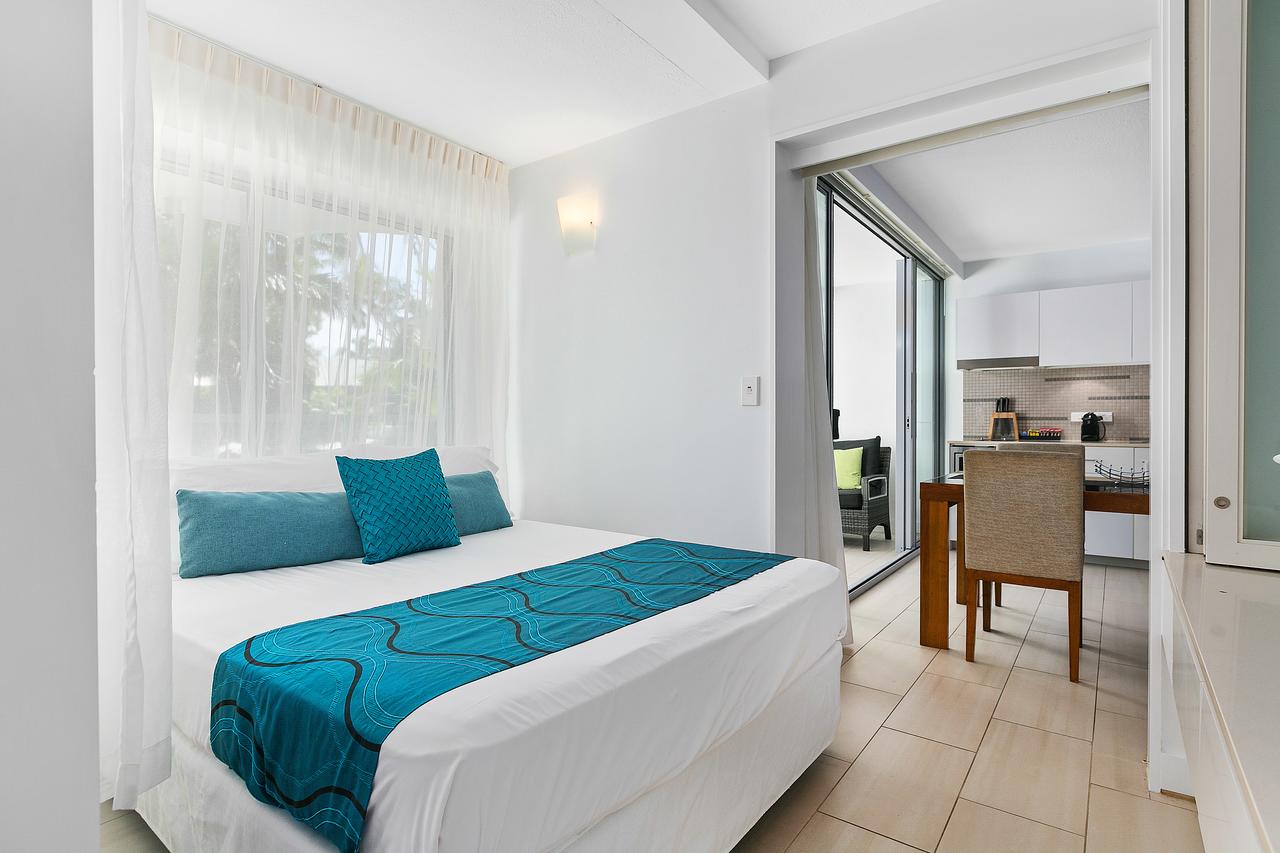 Palm Cove Beach Apartment - Redcliffe Tourism 11