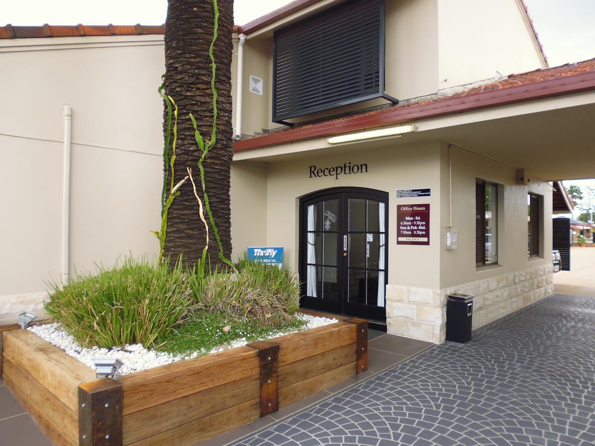 Burke  Wills Motor Inn - Accommodation Adelaide