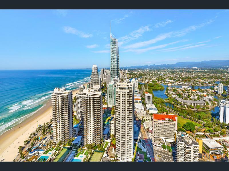 Luxury 5 Star Surfers Paradise Residences - Surfers Gold Coast 1