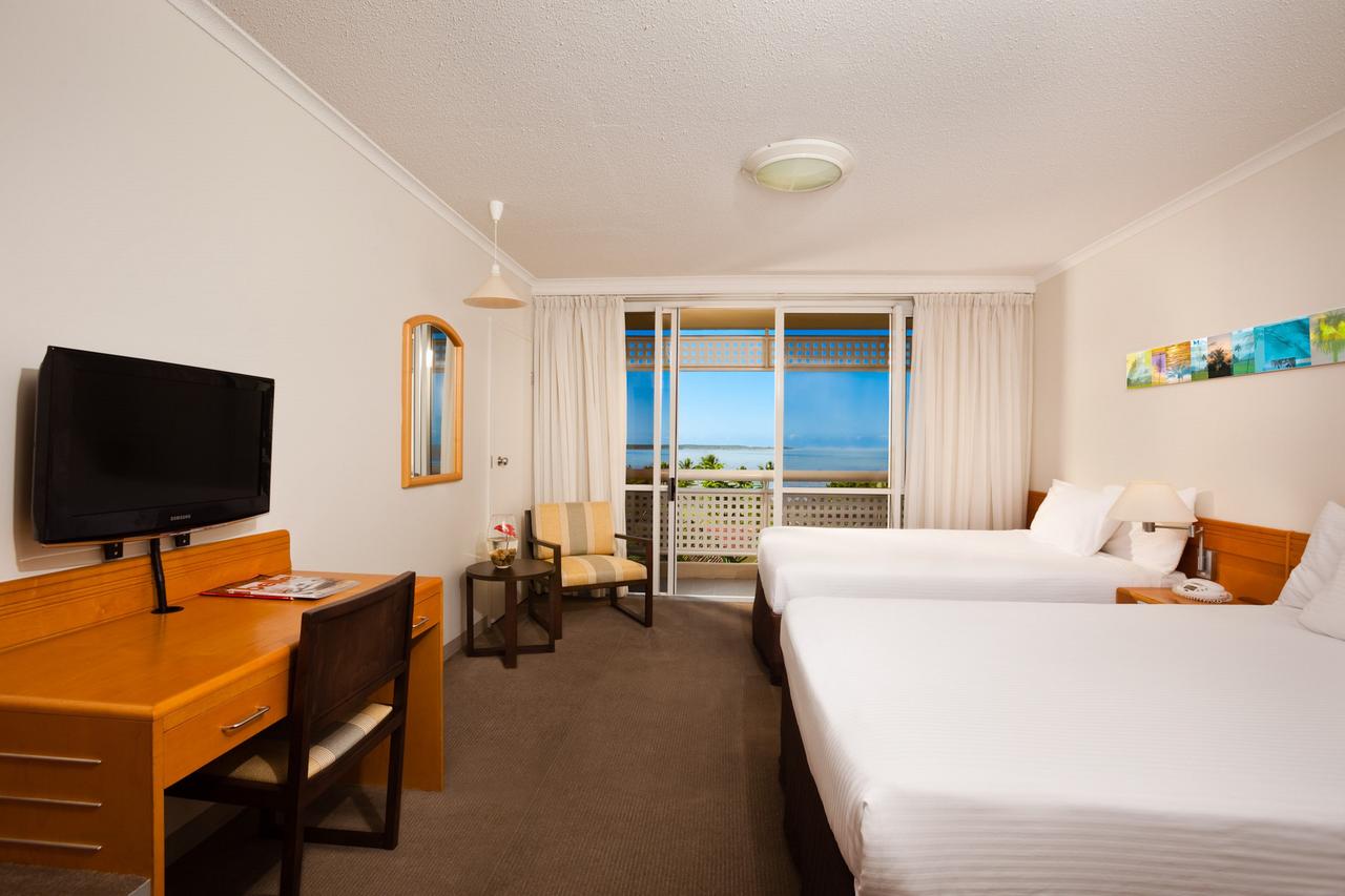 Holiday Inn Cairns Harbourside - thumb 21