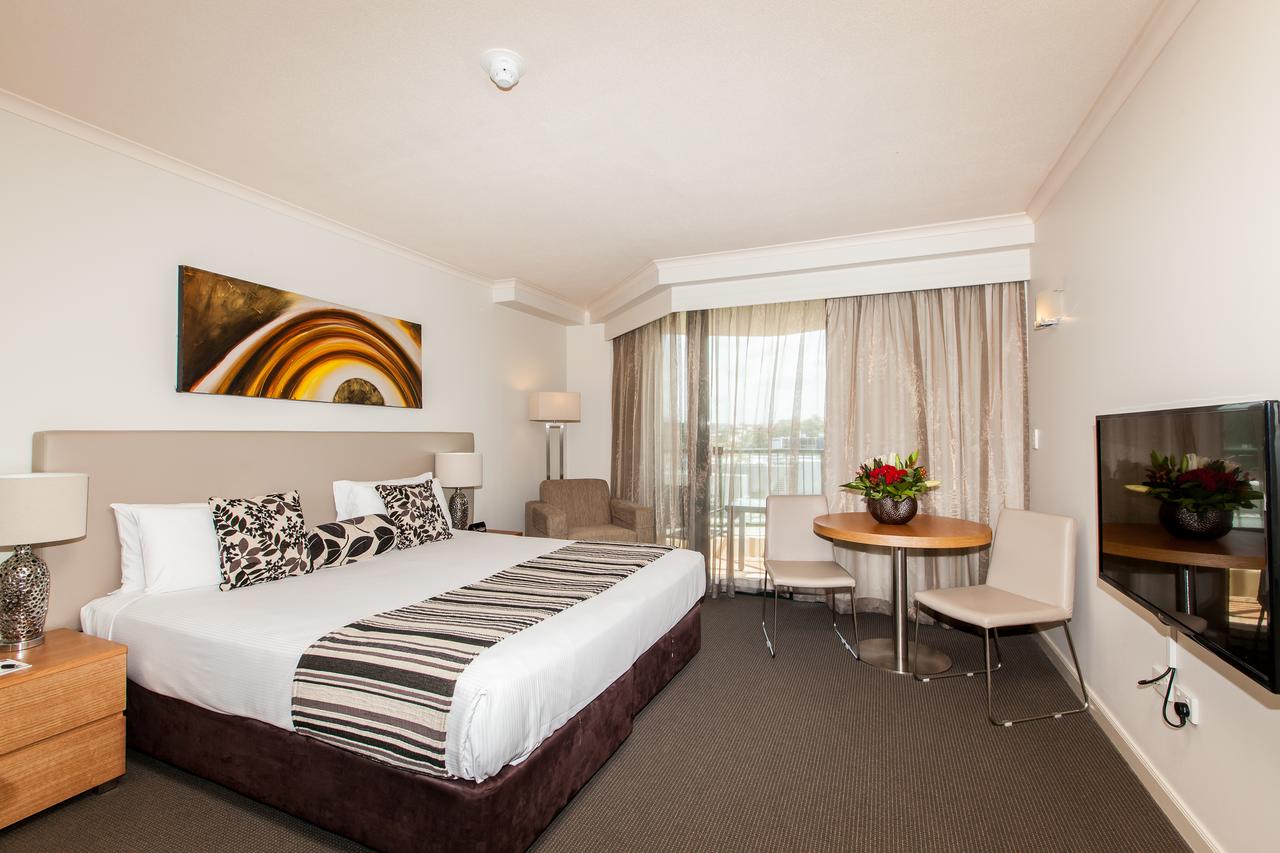 Central Cosmo Apartment Hotel - Brisbane Tourism 1