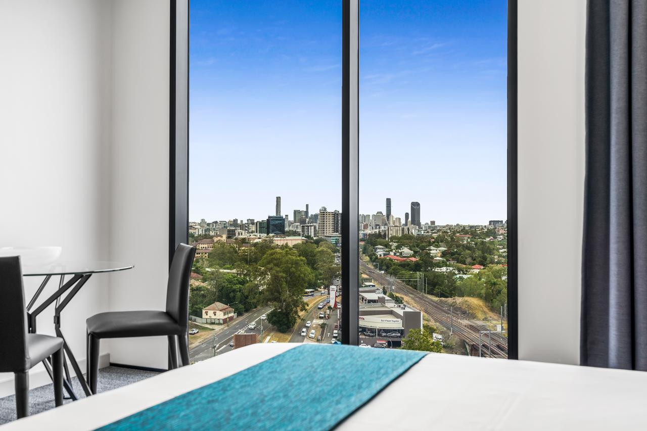 Essence Suites Taringa - Accommodation Adelaide