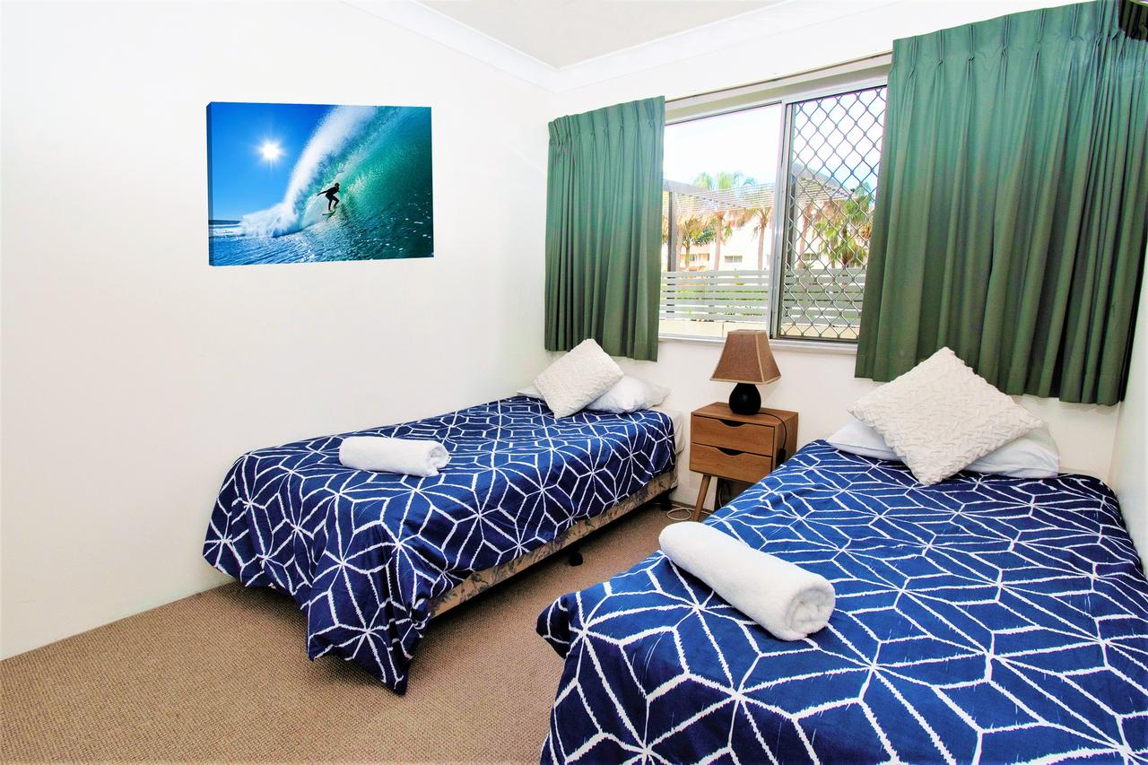 Key Largo Holiday Apartments - Palm Beach Accommodation 11
