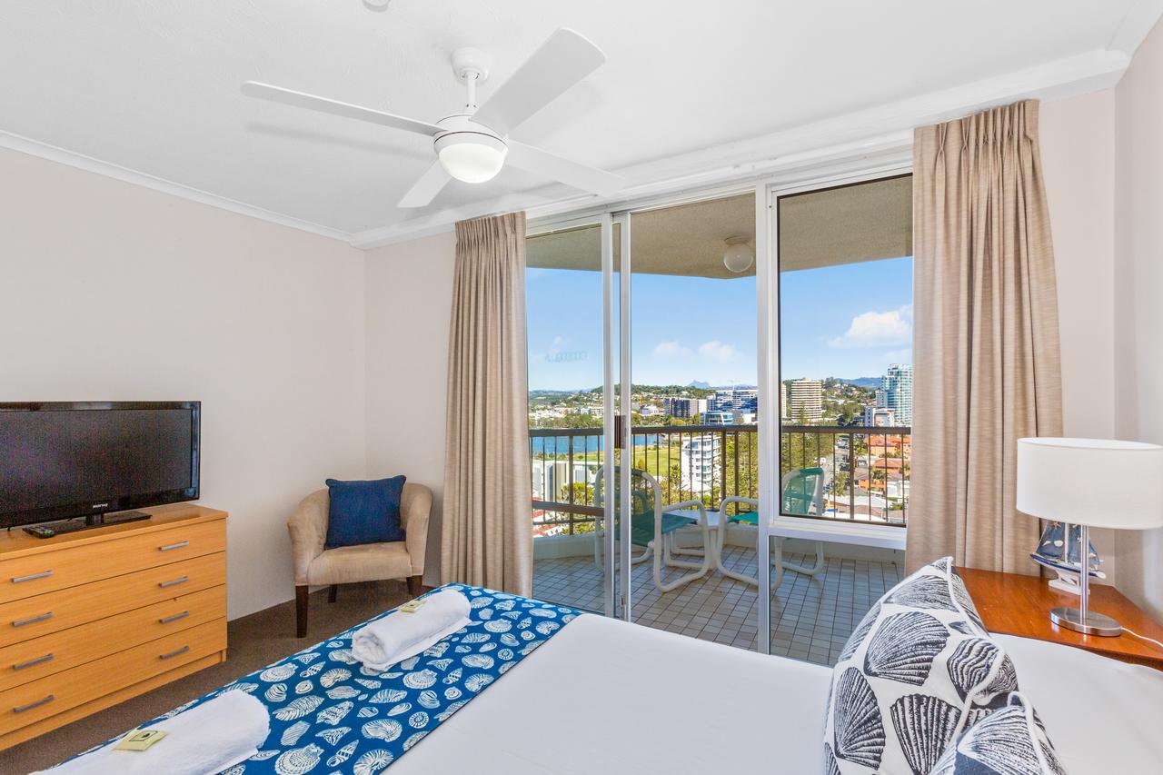 Rainbow Commodore Apartments - Accommodation QLD 10