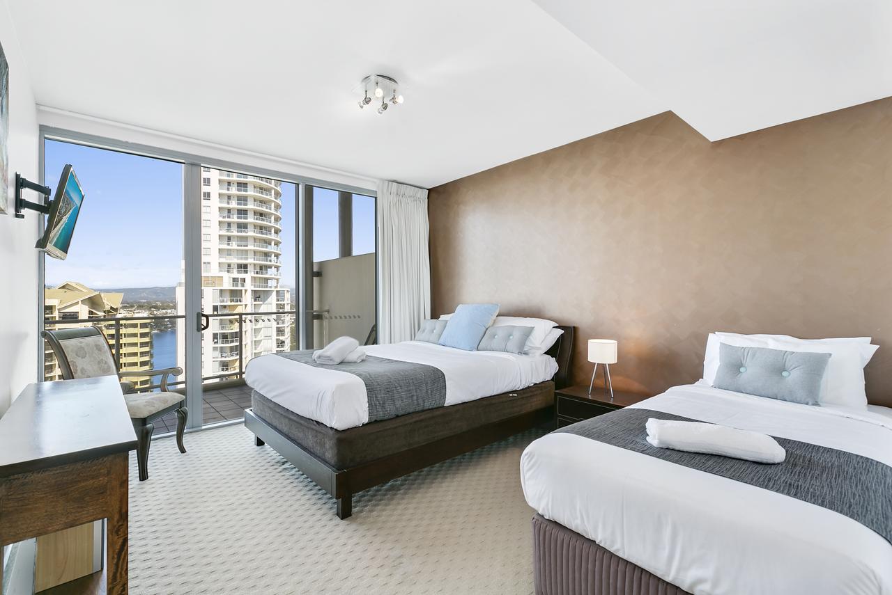 Wings Resort, Apartments And 2 Story Penthouses - We Accommodate - Accommodation in Surfers Paradise 24